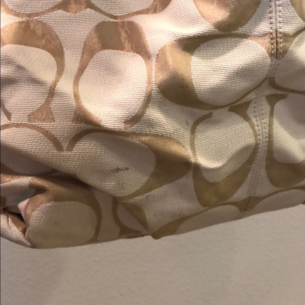 Coach Handbag - Picture 4 of 8